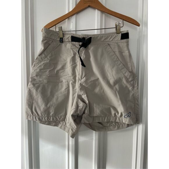 Cloudbeil men's tan athletic shorts with belt 32 - Picture 1 of 3
